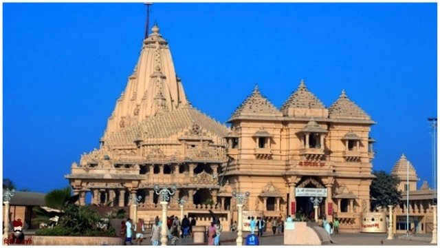 10 Richest Temple in India in Hindi