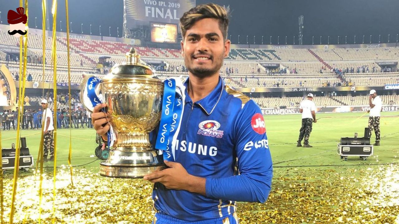 Anukul-Roy-with-IPL-2019-trophy